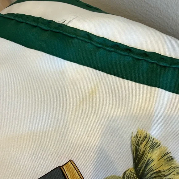 VERY RARE Vintage (1950’s) Hermes Silk Scarf - Picture 6 of 9